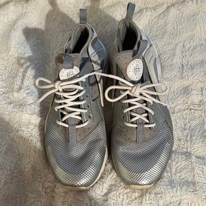 Nike Air Huarache sneakers